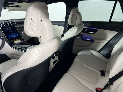 New 2026 Mercedes-Benz GLC 300 4MATIC image 21