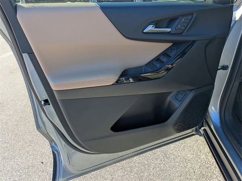 New 2026 Chevrolet Equinox ACTIV w/ Convenience Package III image 8