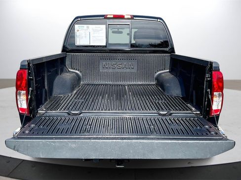 Used 2019 Nissan Frontier SV image 23