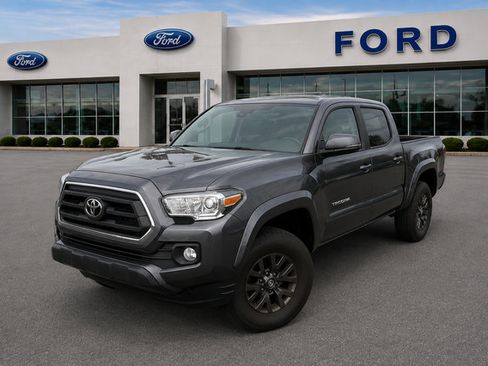 Used 2021 Toyota Tacoma SR5 AWD/4WD image 1