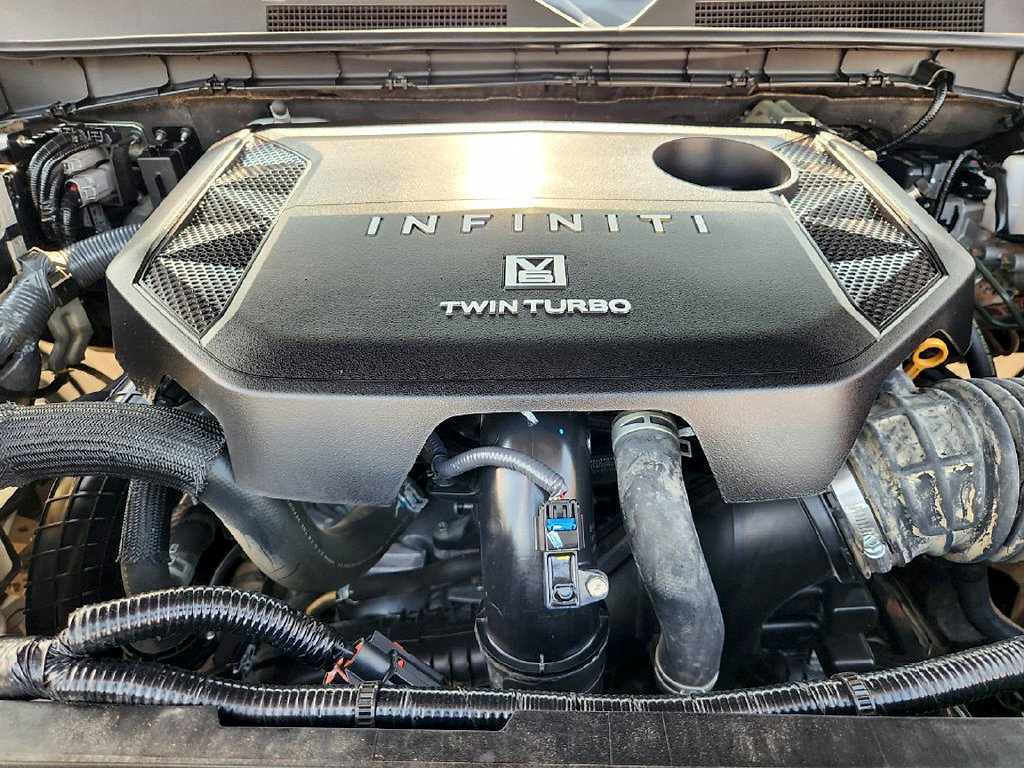 Used 2025 INFINITI QX80 Sensory w/ Exterior Package AWD/4WD image 33