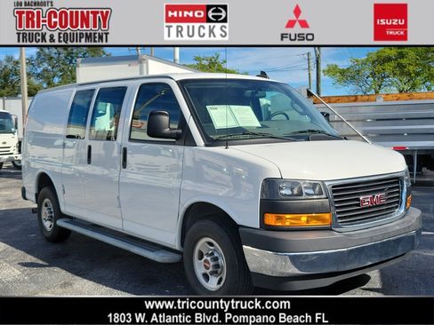 Used 2023 GMC Savana 2500 w/ Driver Convenience Package image 1