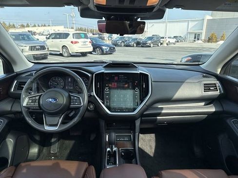 Used 2023 Subaru Ascent Touring image 9