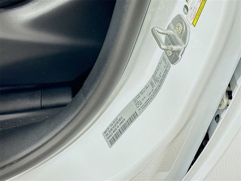 New 2026 Chrysler Voyager LX image 26