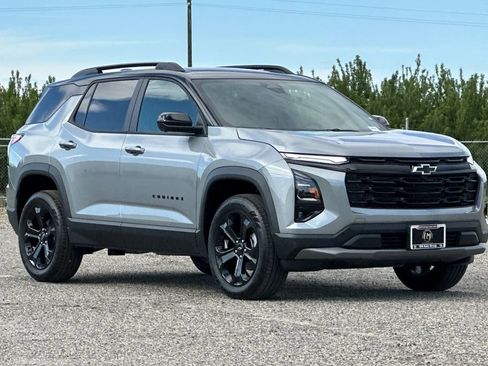 New 2026 Chevrolet Equinox LT FWD image 9