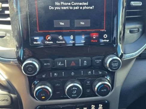 Used 2021 RAM 2500 Laramie w/ Safety Group AWD/4WD image 20
