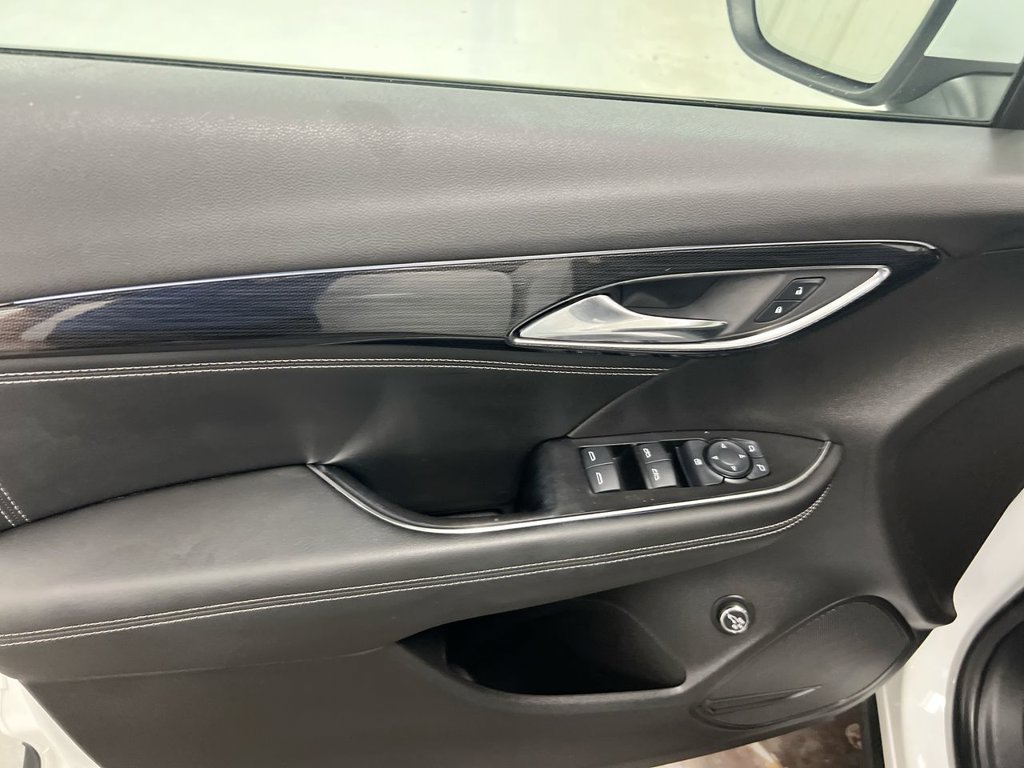Used 2022 Buick Envision Preferred FWD image 20
