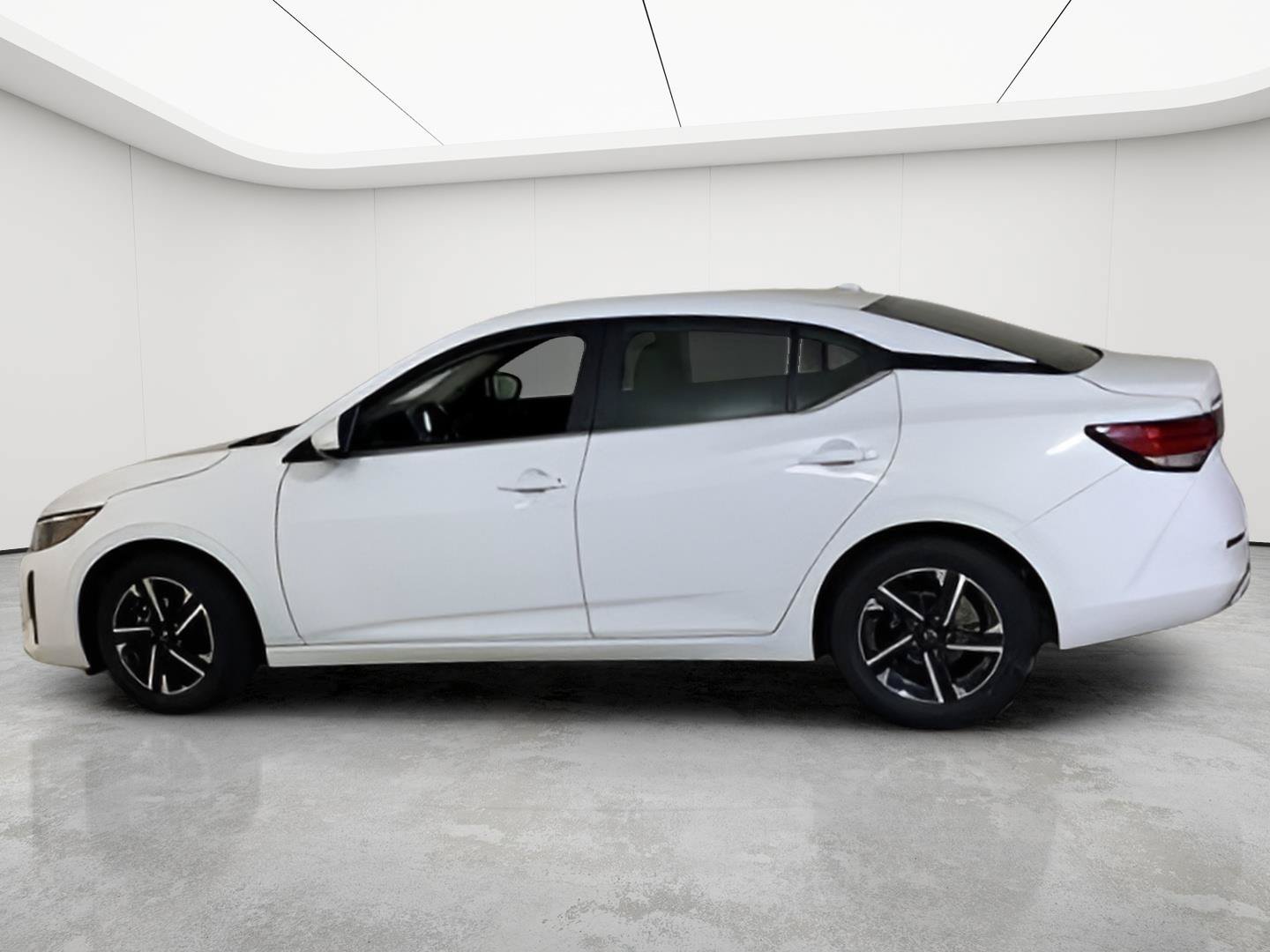 Used 2024 Nissan Sentra SV FWD image 9
