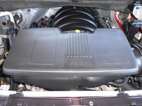 Used 2023 Chevrolet Silverado 1500 LT w/ Z71 Off-Road Package image 5