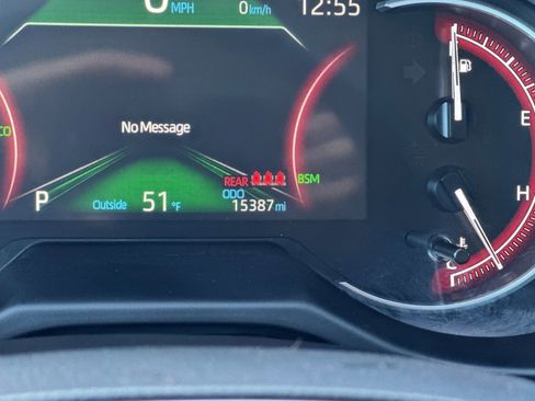 Used 2025 Toyota RAV4 XLE image 22