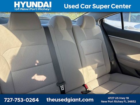 Used 2019 Hyundai Elantra SE image 9