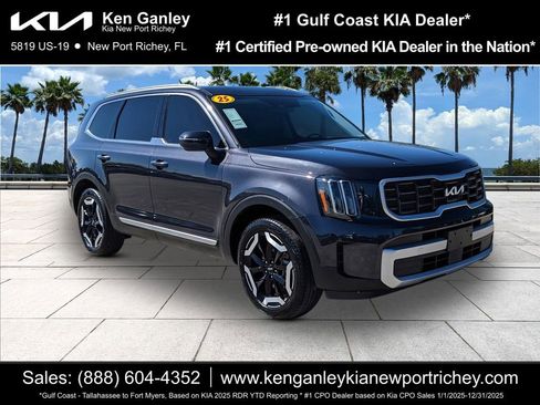Used 2025 Kia Telluride S AWD/4WD image 1
