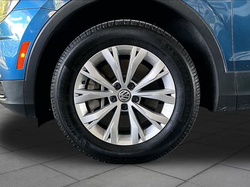 Used 2019 Volkswagen Tiguan SE AWD/4WD image 10