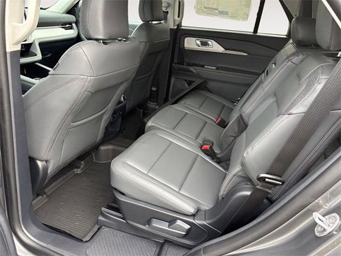 New 2026 Ford Explorer Active w/ Active Comfort Package image 13
