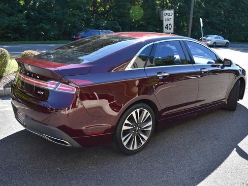 Used 2017 Lincoln MKZ Select w/ Climate Package FWD image 4