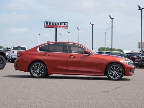 Used 2021 BMW 330i Sedan RWD image 3