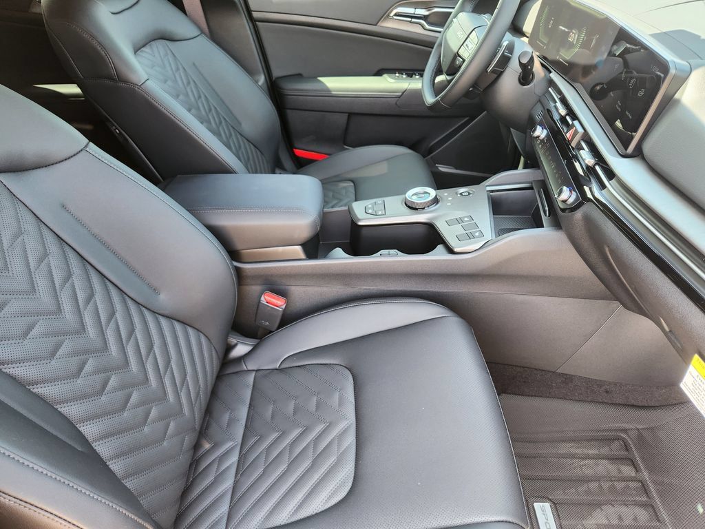 New 2026 Kia Sportage X-Line AWD/4WD image 13