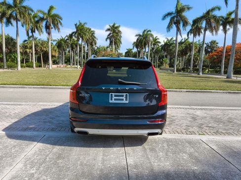 Used 2017 Volvo XC90 T5 Momentum w/ Vision Package FWD image 6