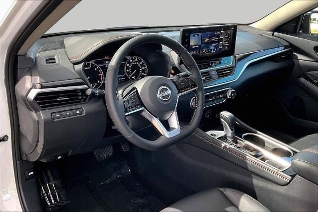 Certified 2025 Nissan Altima 2.5 SR w/ SR Premium Package AWD/4WD image 18