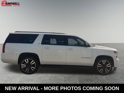 Used 2018 Chevrolet Suburban LT AWD/4WD image 6