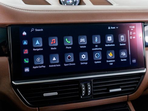 Used 2023 Porsche Cayenne Turbo image 39