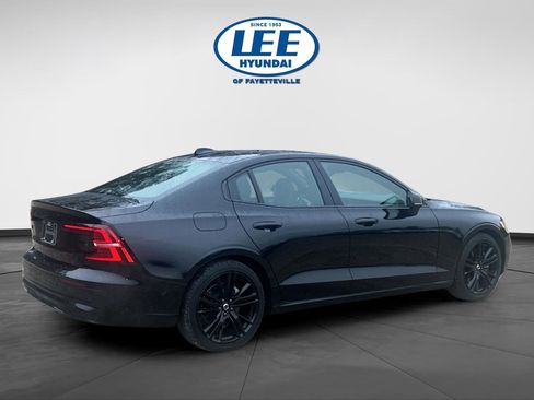 Used 2024 Volvo S60 B5 Plus w/ Climate Package image 7