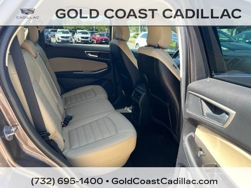 Used 2019 Ford Edge SEL w/ Equipment Group 201A AWD/4WD image 8