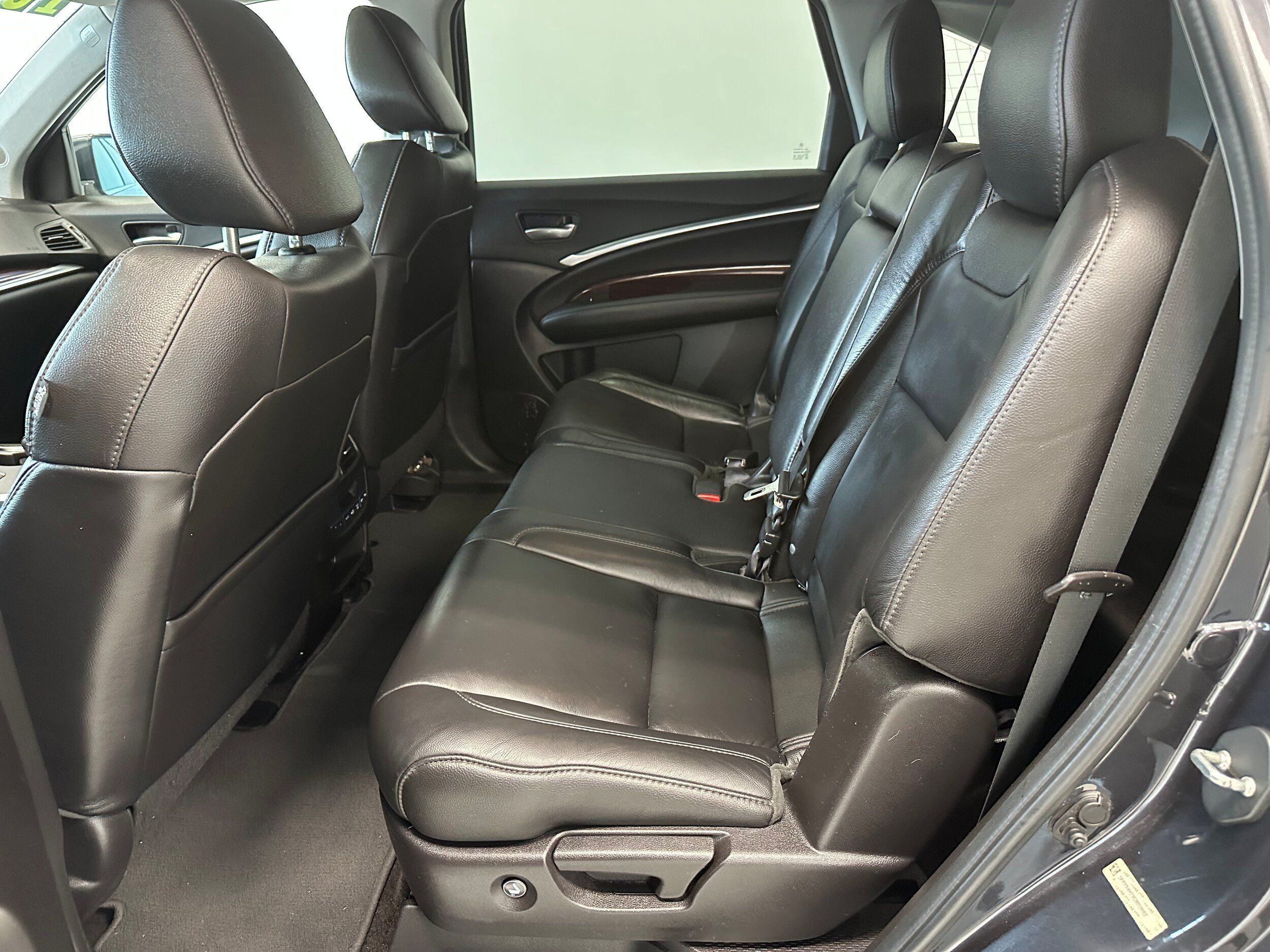 Used 2016 Acura MDX SH-AWD image 12