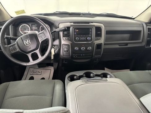 Used 2018 RAM 1500 ST w/ SXT Appearance Group AWD/4WD image 25