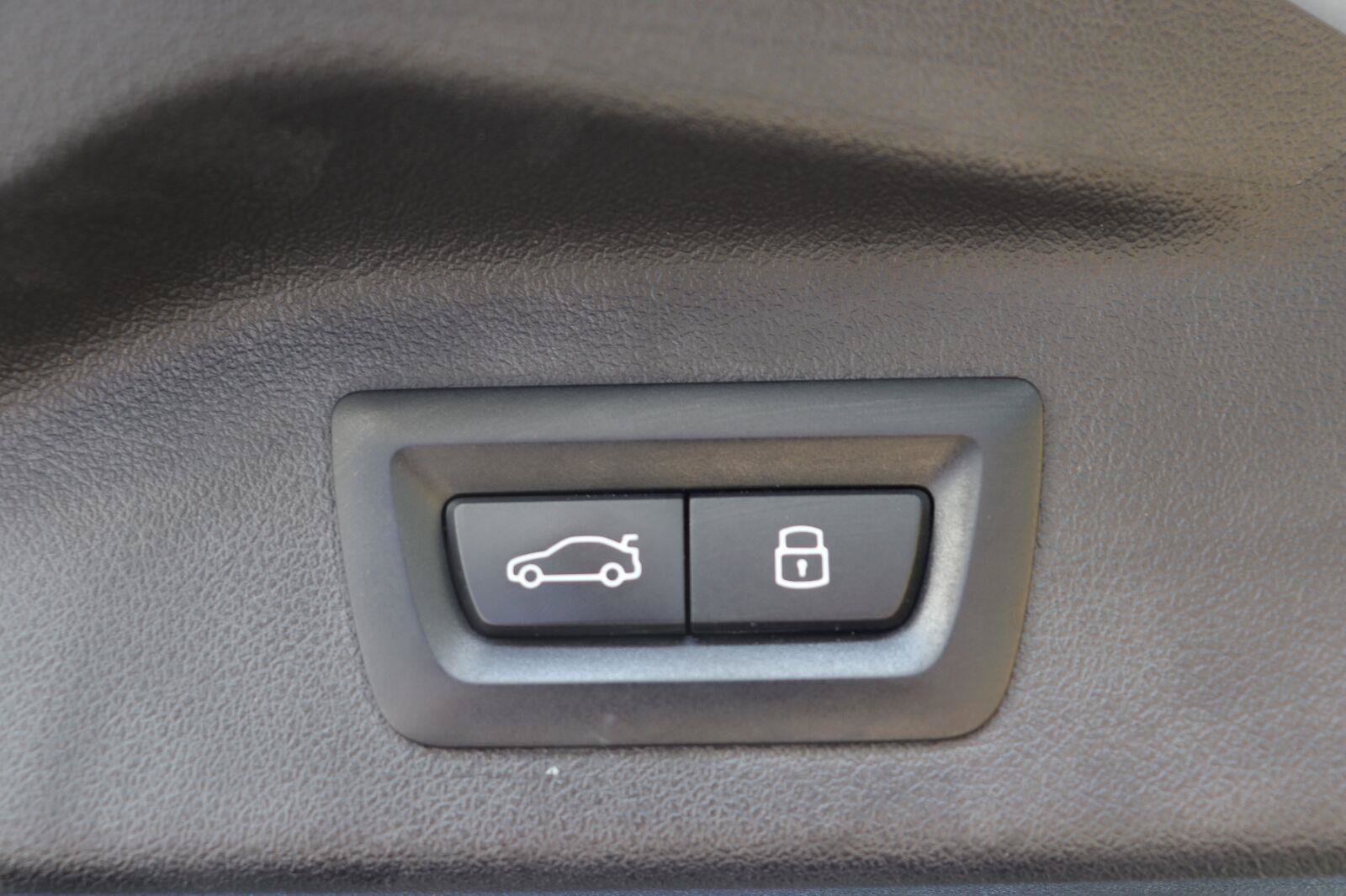 Used 2026 BMW X7 xDrive40i AWD/4WD image 19