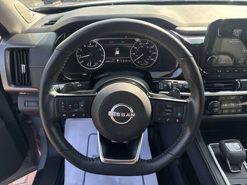 Used 2023 Nissan Pathfinder SL w/ SL Premium Package AWD/4WD image 15