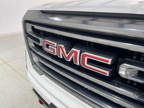 Used 2020 GMC Sierra 1500 AT4 w/ AT4 Premium Package AWD/4WD image 39