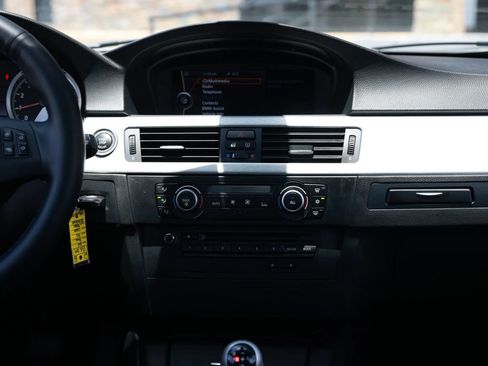 Used 2011 BMW M3 Coupe RWD image 37