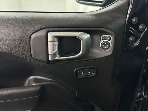 Used 2025 Jeep Wrangler Unlimited Sport S 4xe AWD/4WD image 9
