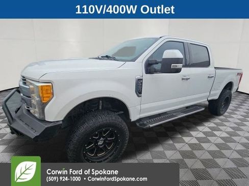 Used 2017 Ford F250 Lariat w/ Chrome Package image 4