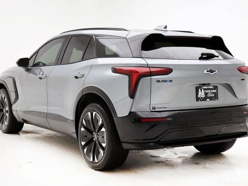 Used 2024 Chevrolet Blazer EV RS AWD/4WD image 7