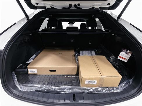 New 2026 Lexus RX 450h Luxury image 11