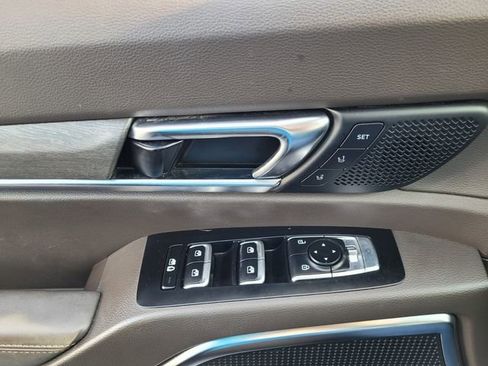 Used 2022 Kia Telluride SX w/ Towing Package image 25