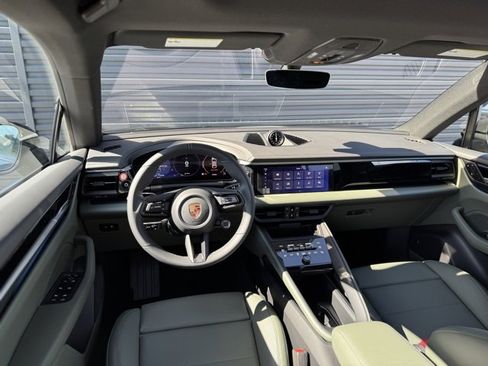 New 2025 Porsche Macan 4 Electric image 35