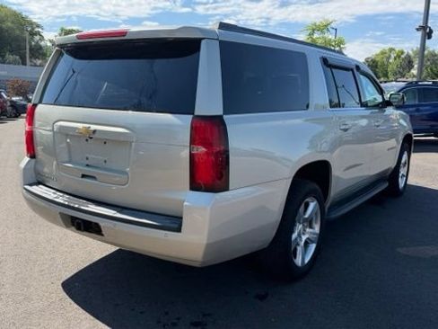 Used 2016 Chevrolet Suburban LT AWD/4WD image 5