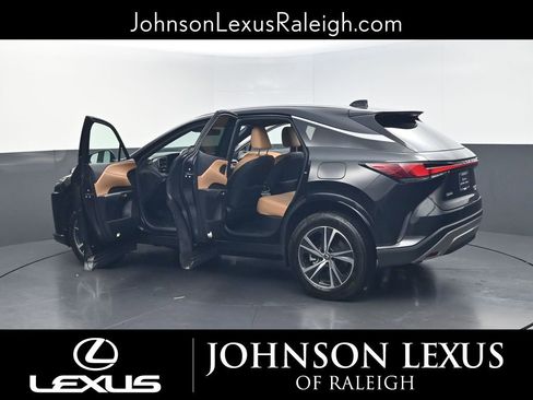 Used 2023 Lexus RX 350 Premium w/ Accessory Package AWD/4WD image 38