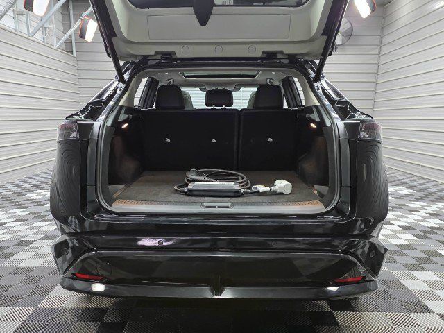 Used 2023 Nissan Ariya FWD image 42