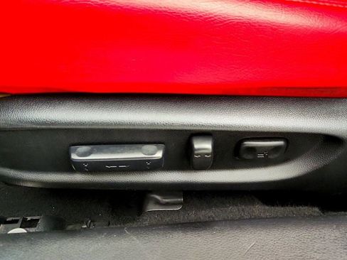 Used 2017 Honda Accord Sport image 11