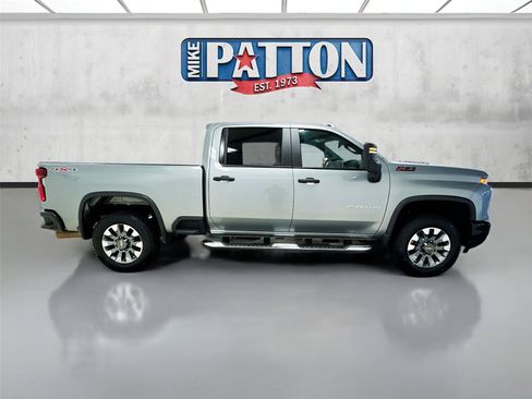 Used 2025 Chevrolet Silverado 2500 Custom w/ Custom Value Package AWD/4WD image 8