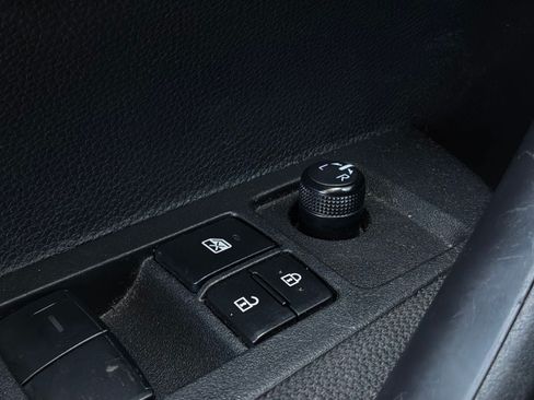 Used 2025 Toyota Corolla LE FWD image 24