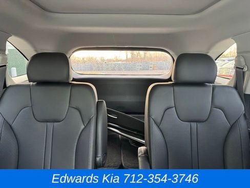New 2025 Kia Sorento X-Line EX image 30