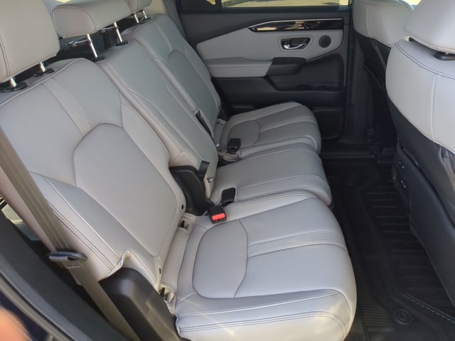Used 2024 Honda Pilot Touring image 20