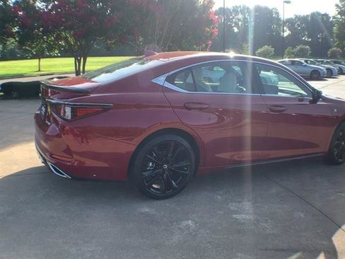 Used 2025 Lexus ES 350 F Sport image 4