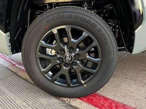 New 2026 Toyota Tundra Platinum image 9