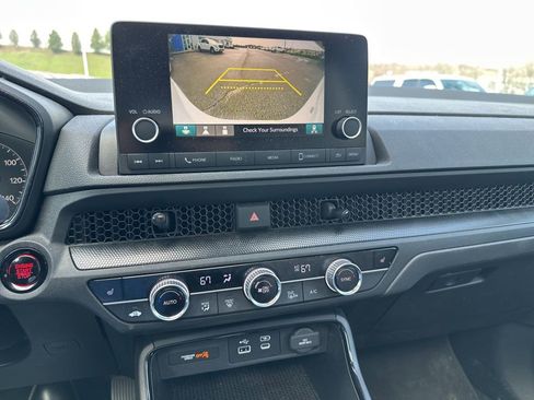 Used 2023 Honda CR-V EX image 10